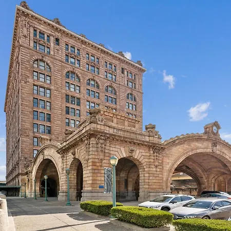 Placemakr Downtown Pittsburgh At The Pennsylvanian-2