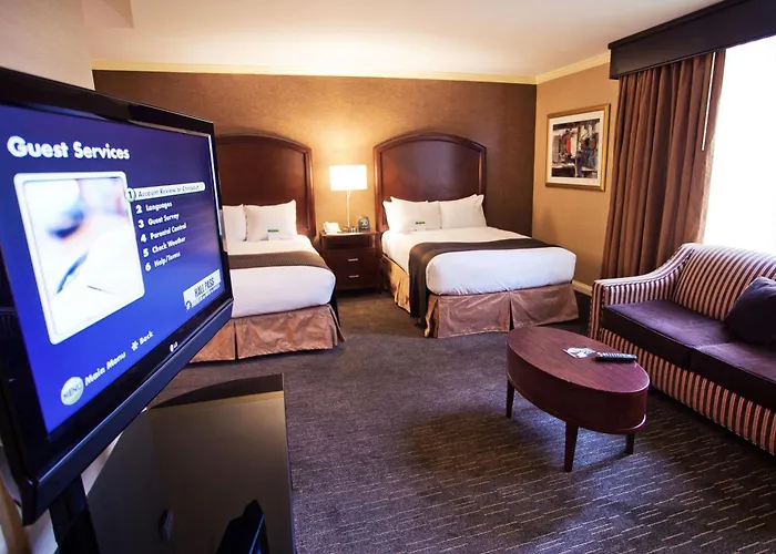Wyndham Grand Pittsburgh Hotel